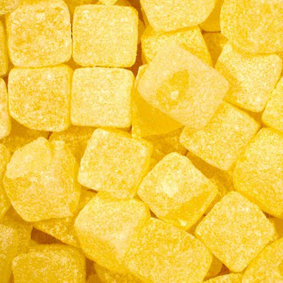 100g Pineapple Cubes